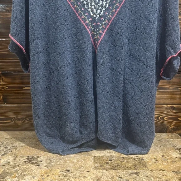 Free People Top - Picture 3 of 12